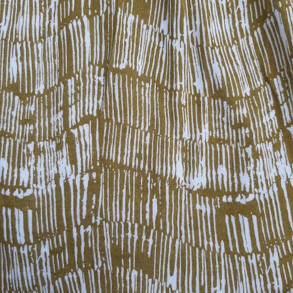 H&M Gold Necklace Trim Blouse - Picture 4 of 4